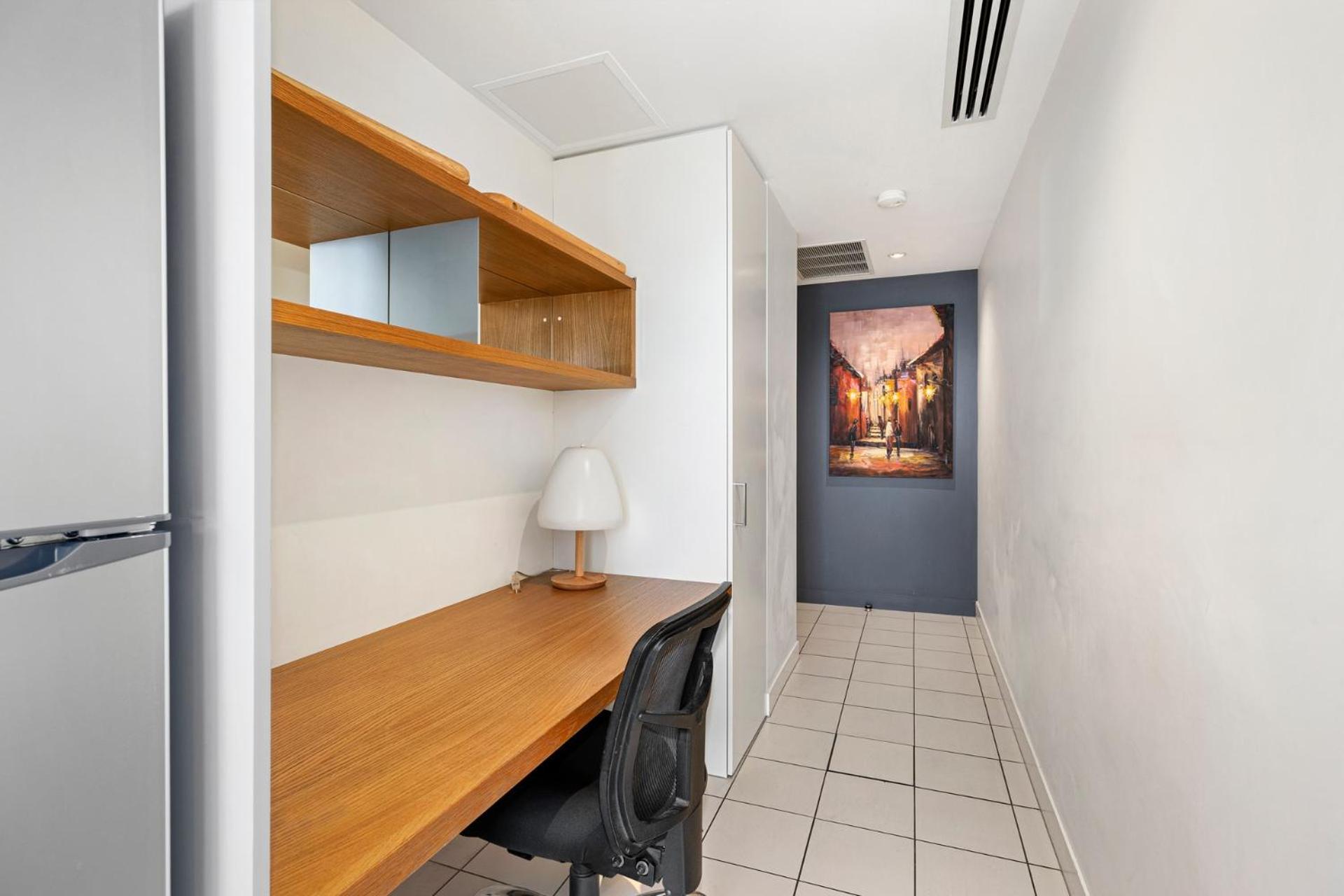 Luxury Designer Suite In Most Prestigious Location In Melbourne Exterior photo